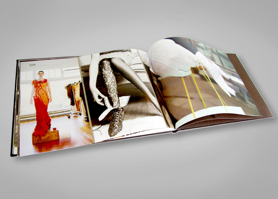libro con copertina rigida di lusso di 128gsm 140gsm 157gsm che stampa il libro della foto del tavolino da salotto di arte