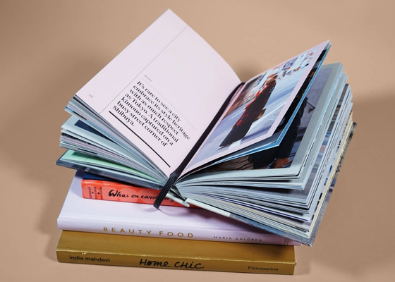 libro con copertina rigida di lusso di 128gsm 140gsm 157gsm che stampa il libro della foto del tavolino da salotto di arte