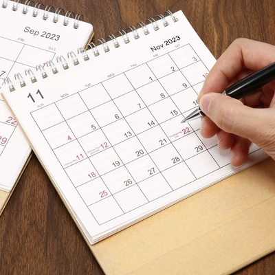 Calendario mensile da stampare 2023 Calendario da tavolo in cartone da 1400 gsm 1800 gsm